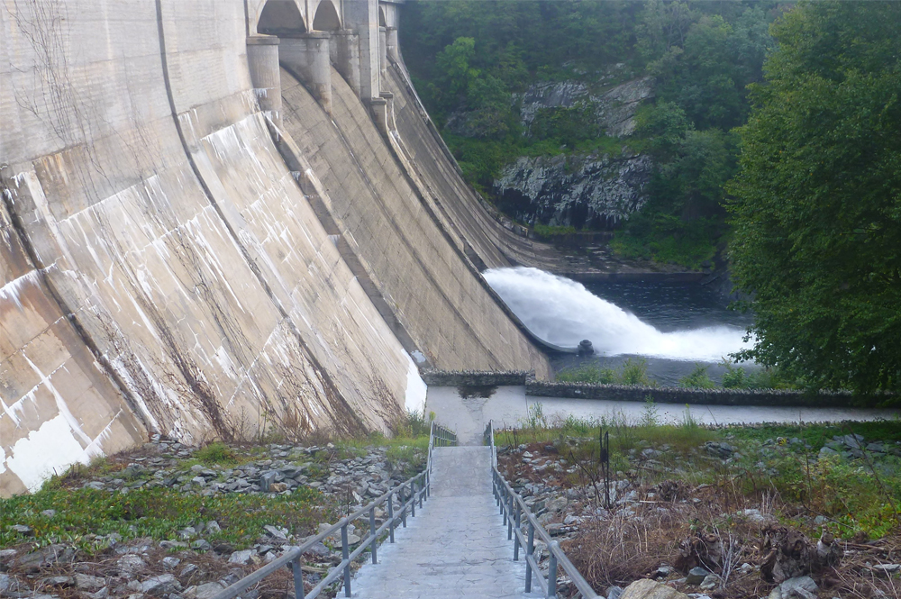 Image of water dam.